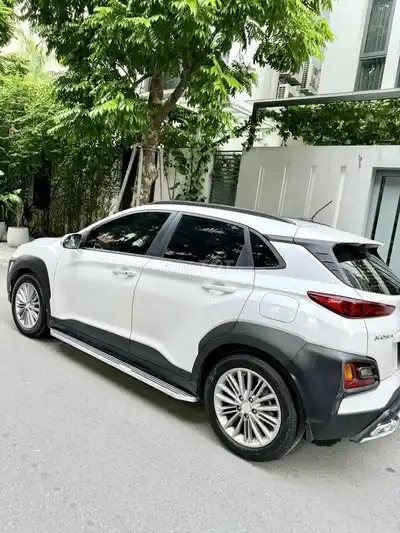 Hyundai Kona конец 2019 года в отличном состоянии