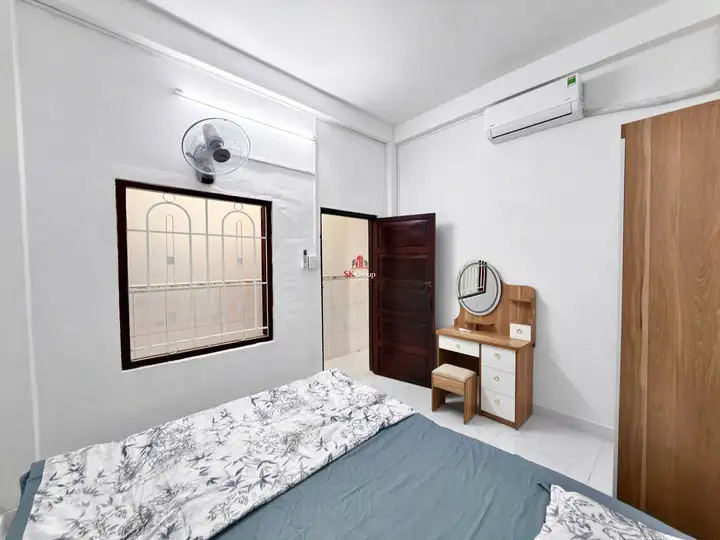 Аренда 2-го этажа дома на Dương Hiến Quyền, 120 м², 2 спальни