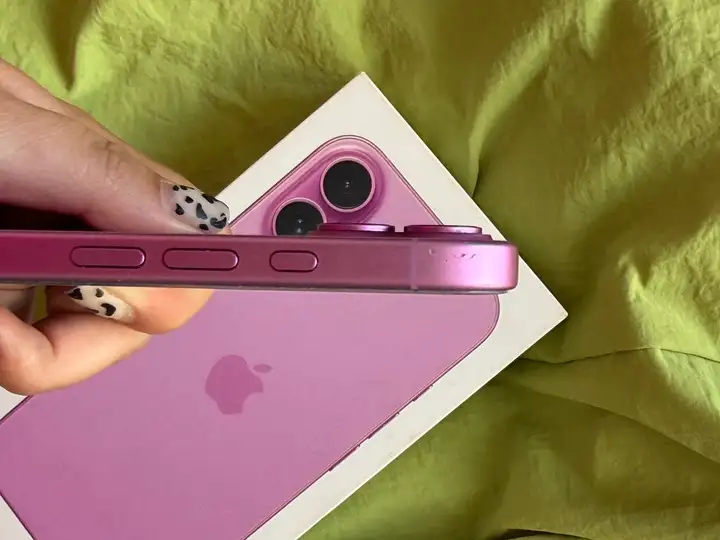iPhone 16 128 ГБ