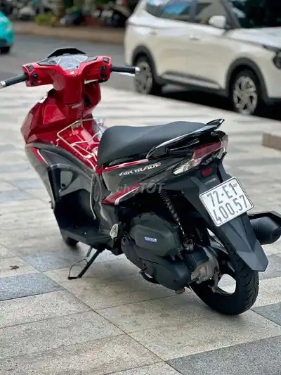 Honda Air Blade 125 2017 Красно-черный