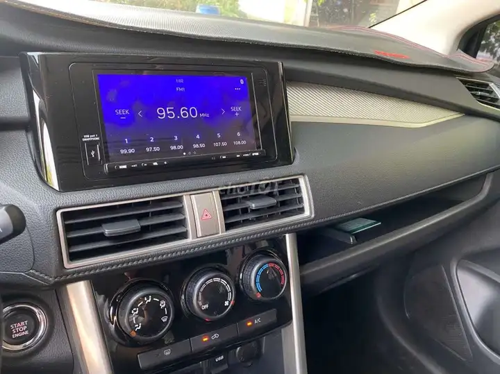 Mitsubishi Xpander 2022, черный, 77 000 км
