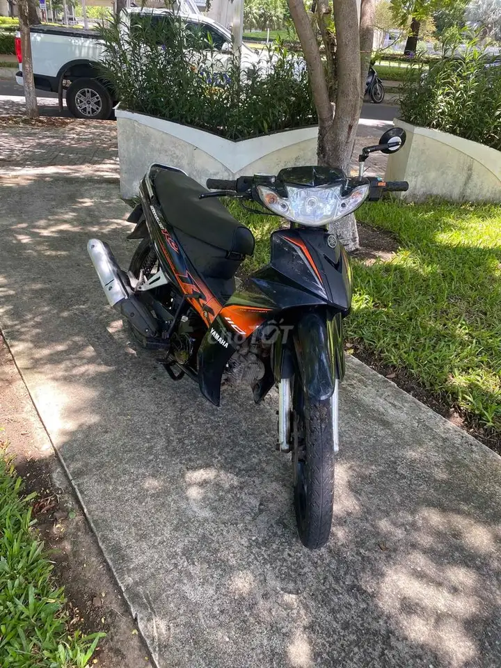 Yamaha Sirius RC 50cc Черно-оранжевый Спортивный