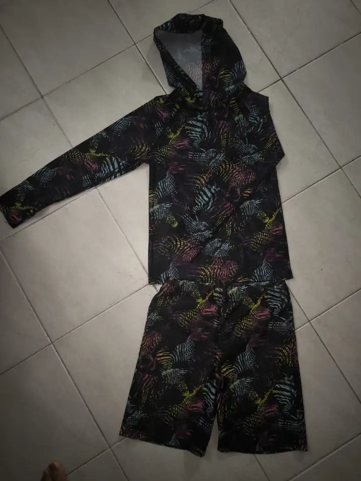 Купальный костюм на парня 146 см