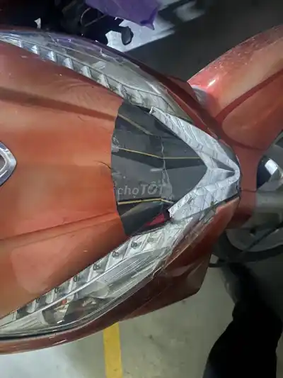 SYM Shark 125CC красный