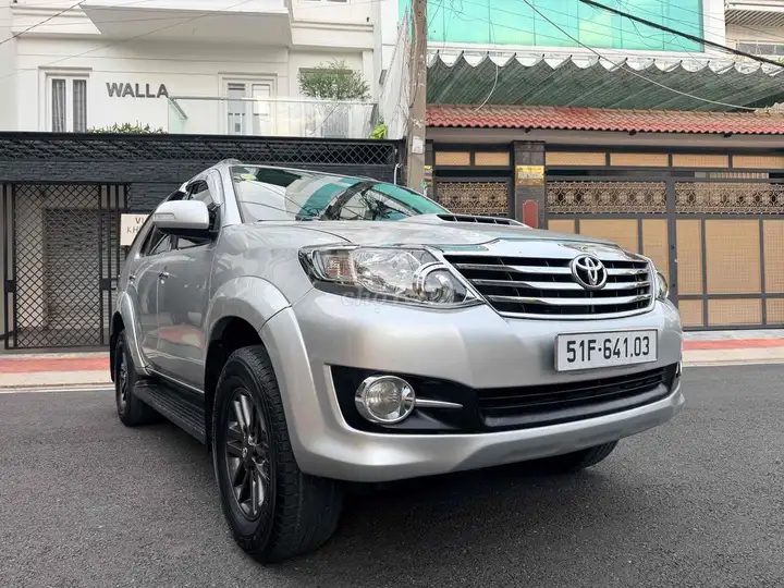 Toyota Fortuner 2.5G механика 7 мест 2016 г.в.