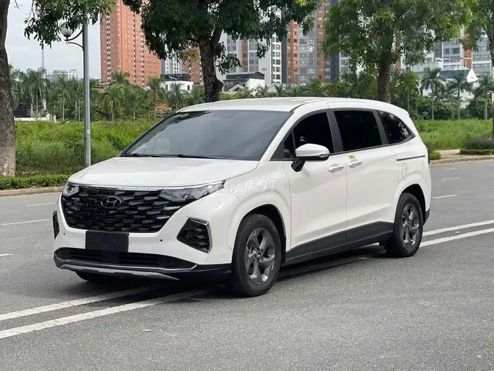 Hyundai Custin 1.5T 2023 белый 48000 км