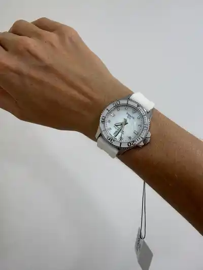 Часы Tissot Seastar 1000 женские