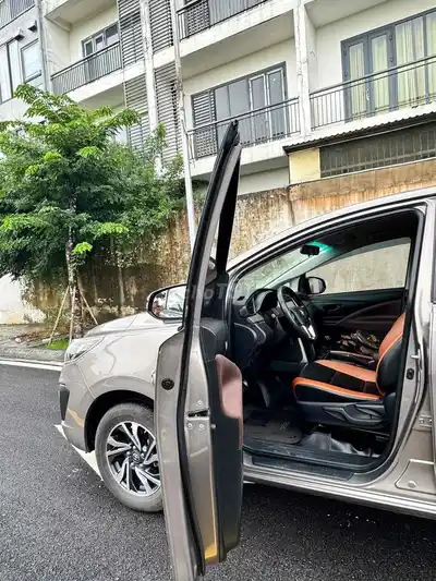 Медный номер пола Toyota Innova 2.0E sx 2022 30/5 x