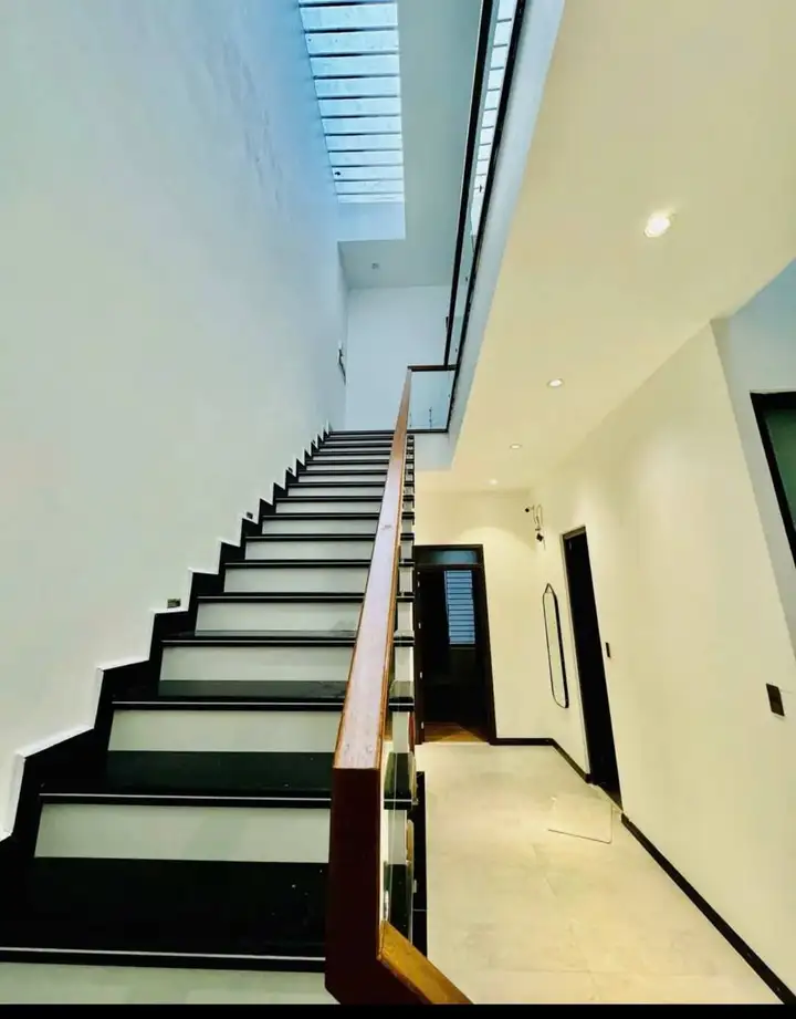 Дом 3 этажа 3 спальни 4 санузла 100 м² Nam Viet A