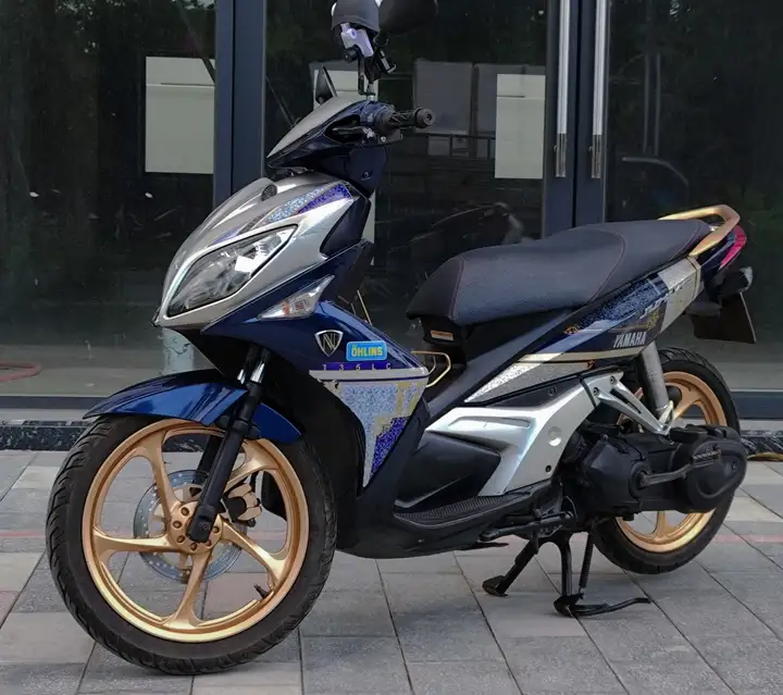 Yamaha Nouvo 4 LX скутер