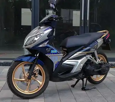 Yamaha Nouvo 4 LX скутер
