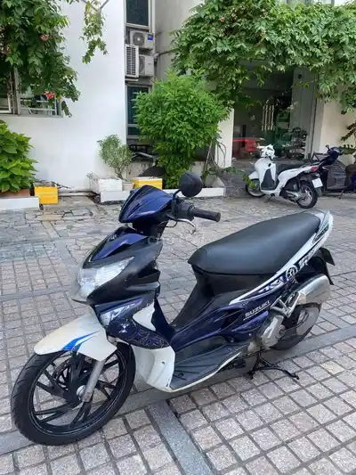 Suzuki Hayate 2013 Сине-белый