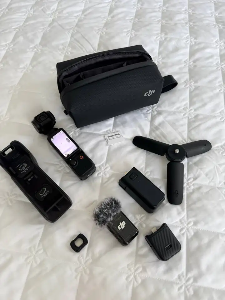 DJI Osmo Pocket 3 Combo