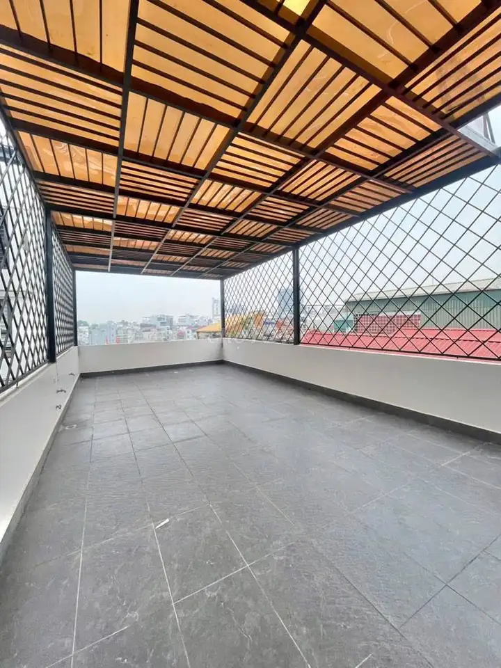 Bán nhà Nguyễn Sơn 80m2, ô tô vào nhà, sát phố, hơn 16 tỷ