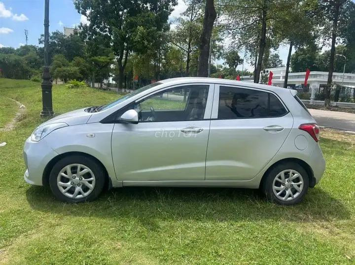 Hyundai i10 SX 2017 МКПП Серебристый