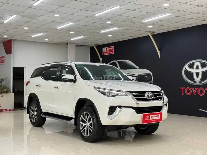 7 мест - дизель, автомат, полный привод. FORTUNER 2.8AT 2018
