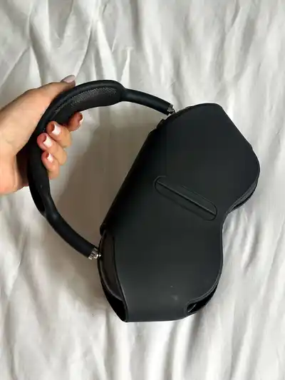 AirPods Max