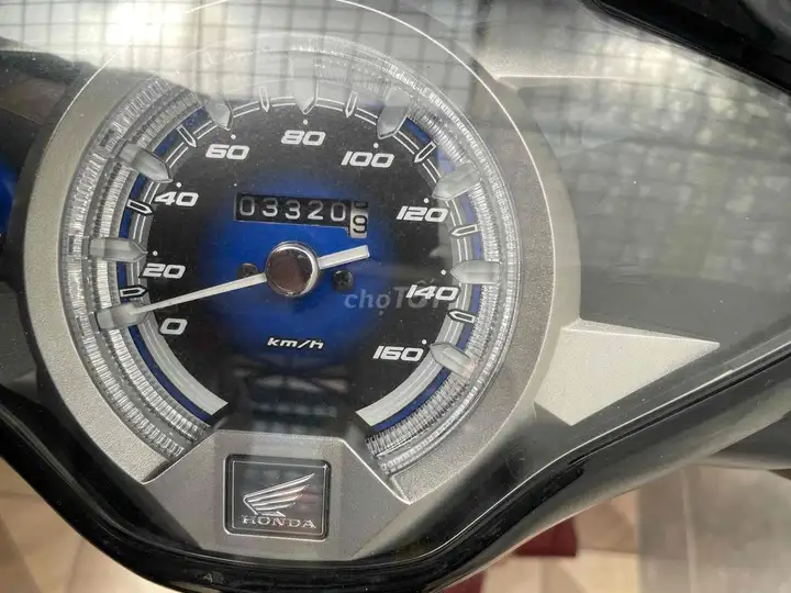 Honda Future 2022 Красный 3300 км номер Хошимин