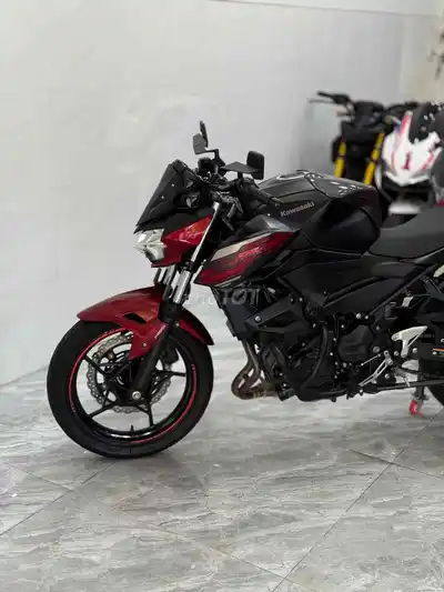 Kawasaki Z400 ABS 10.000 км как новый