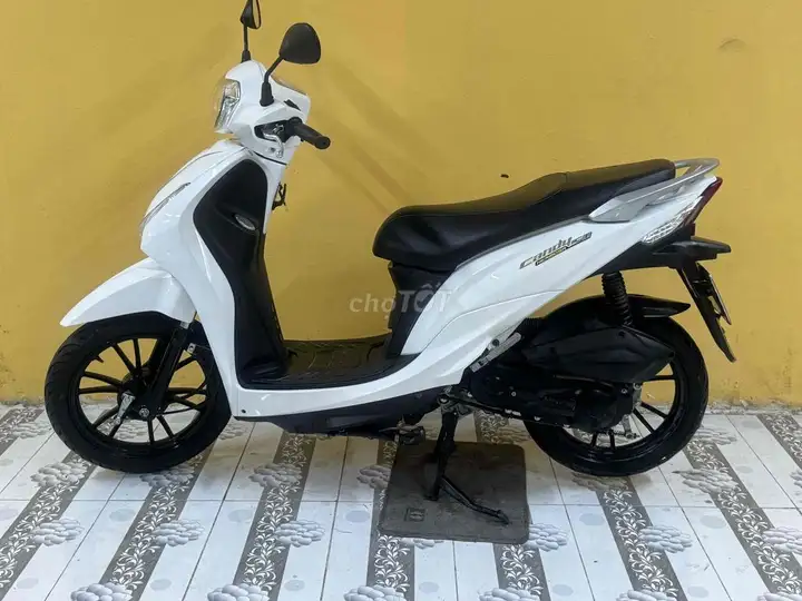 Kymco Candy 50 2023 белый 11 тыс 43AA-227.98