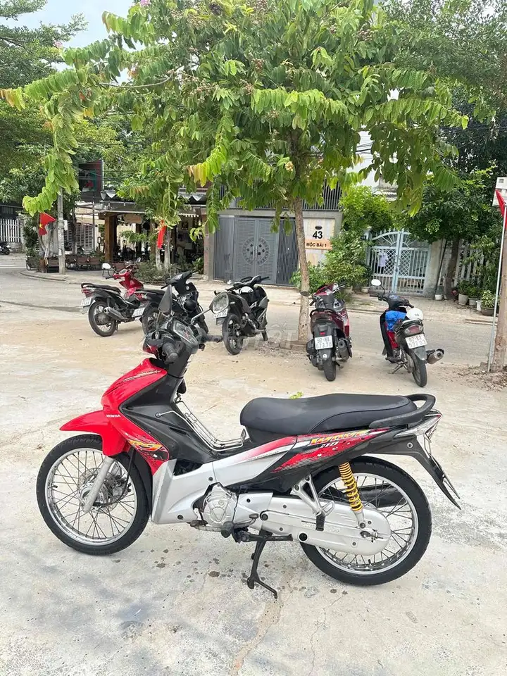 Honda Wave RS Красный