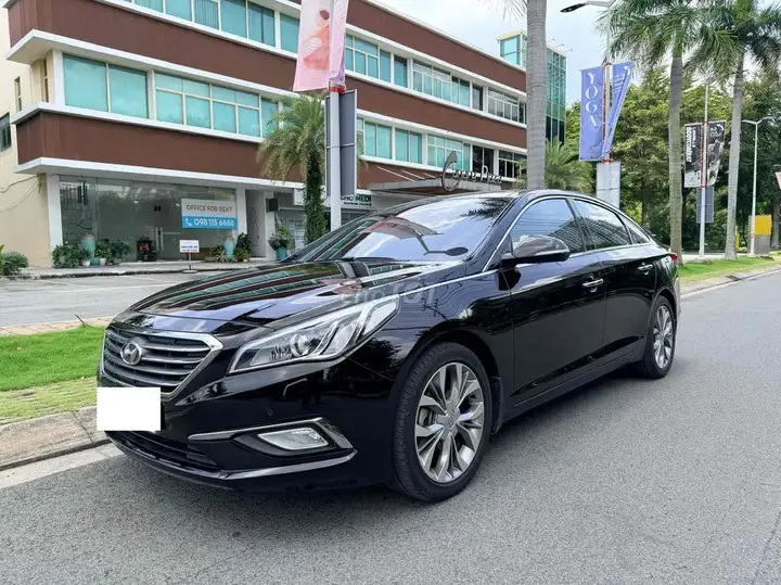 Hyundai Sonata 2.0L AT 2015 Черный Импорт 1 Владелец