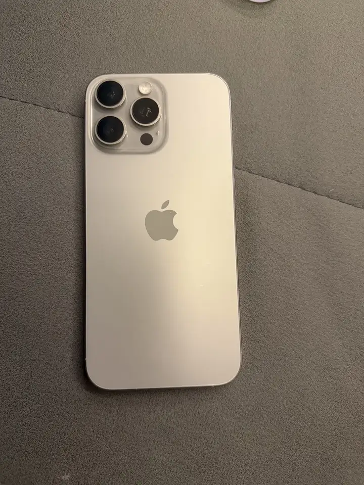 iPhone 16 Pro Max 256 ГБ