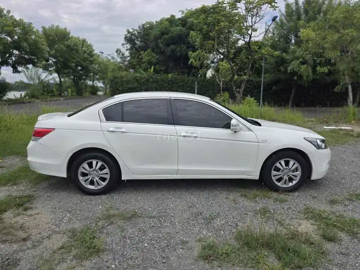 Honda Accord 2010, 2.0, белый, импорт
