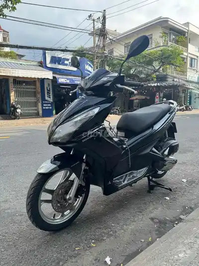 Honda Air Blade черного цвета