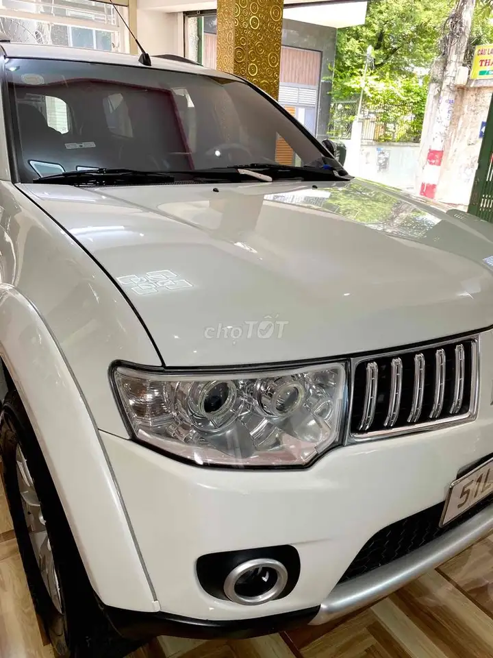 PAJERO SPORT SX 2014 дизель, состояние очень новое