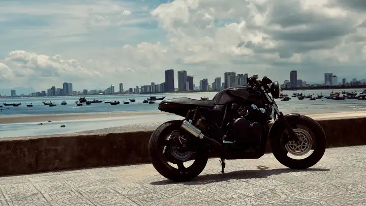Honda CB400 vtec