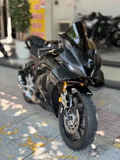 Yamaha R15 V3 полный тюнинг / предоплата 6.000.000
