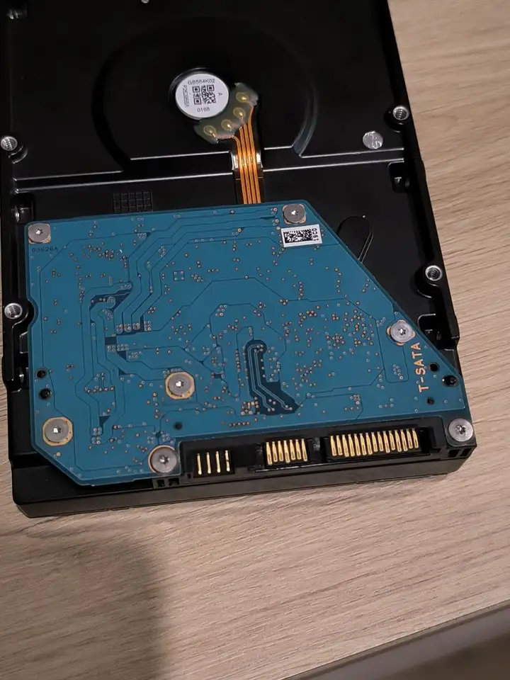 Корпоративный HDD диск Toshiba MG04ACA400N