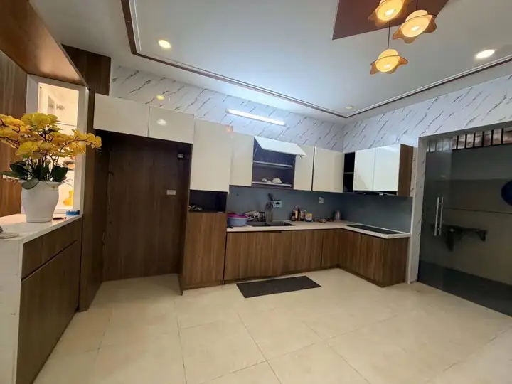 Дом 270м², 3 спальни, терраса, 10 мин до моря