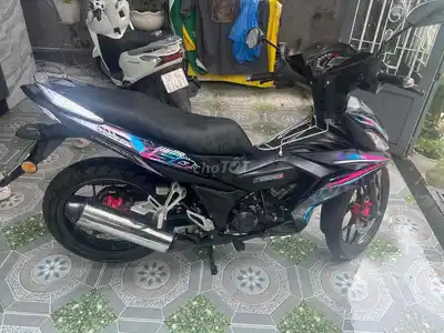 Черная ручная тележка Honda Winner 150