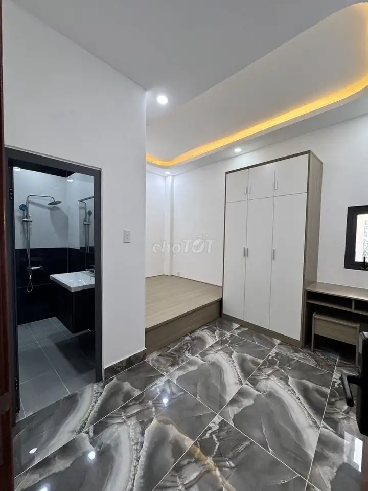Дом ул. Ле Ван Куой, БХХА, Биньтан, 5 этажей, 60м²