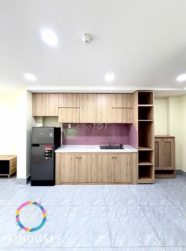 Студия 35м² с кухней и большим балконом, лифт, ул. Хо Ван Хюэ