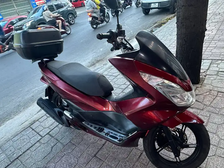 Honda PCX 125 второго поколения, 2016 год