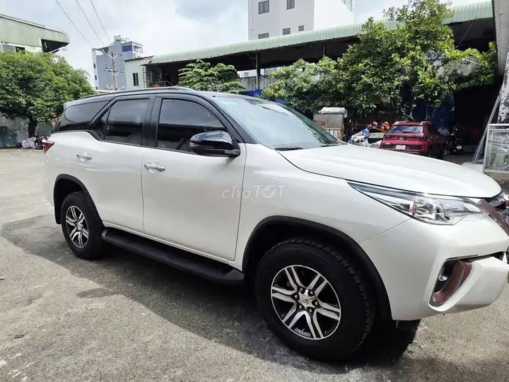 Toyota Fortuner 2019 2.7 2WD белый перламутр