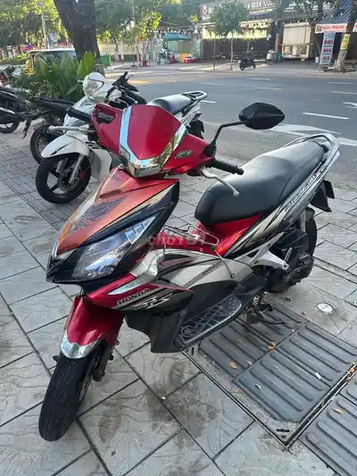 Воздушный клинок Honda 2010 красный