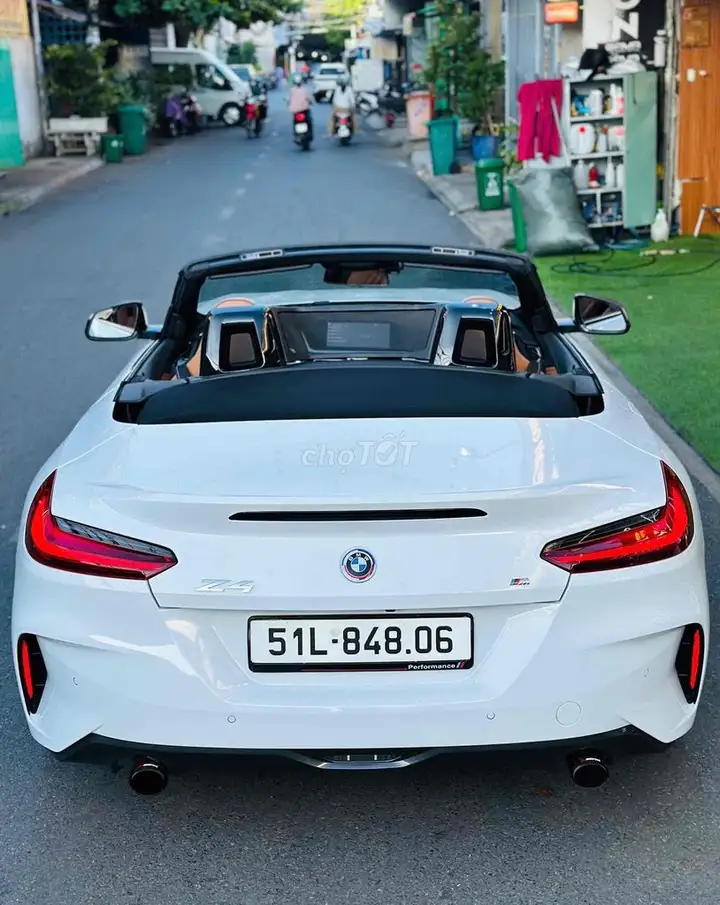 BMW Z4 sDrive30i G29 2020 белый автомат