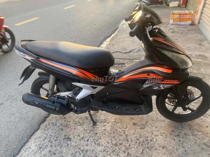 Honda Air Blade, тайский мотор, госномер Хошимина, обмен, гарантия