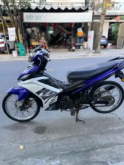 Yamaha Exciter 135cc бело-фиолетовый