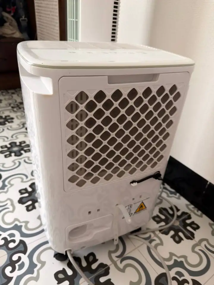 Осушитель воздуха Midea MDD01-12DEN7
