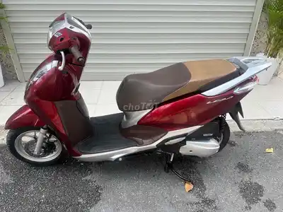 Honda Lead 2018 красный