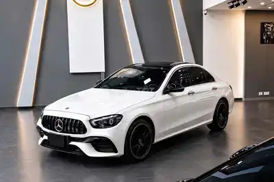 Mercedes-Benz E200 Exclusive E63AMG 2020 Белый