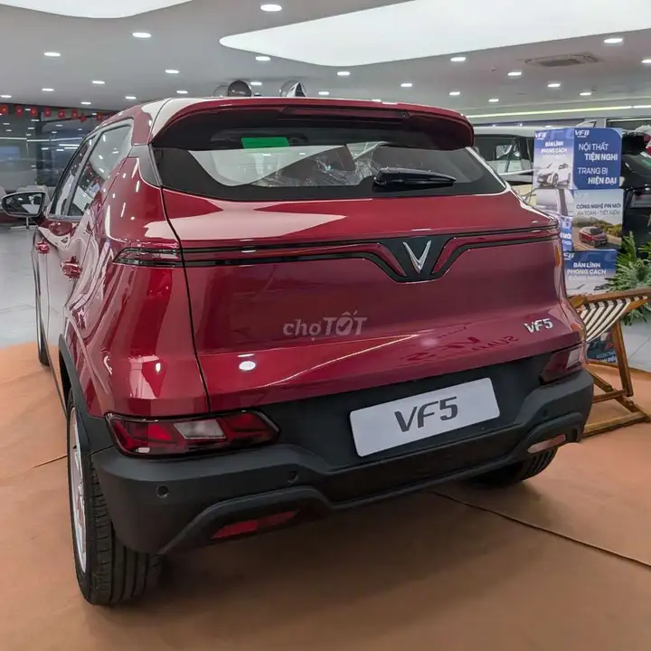 VinFast VF5 Plus — 444 млн — стандартная программа