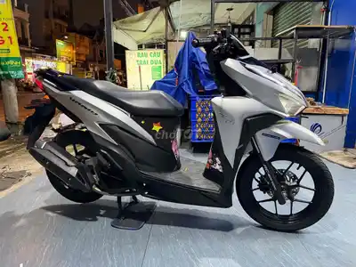 Honda Vario 125cc 2022, серебристый Porsche, 23000 км