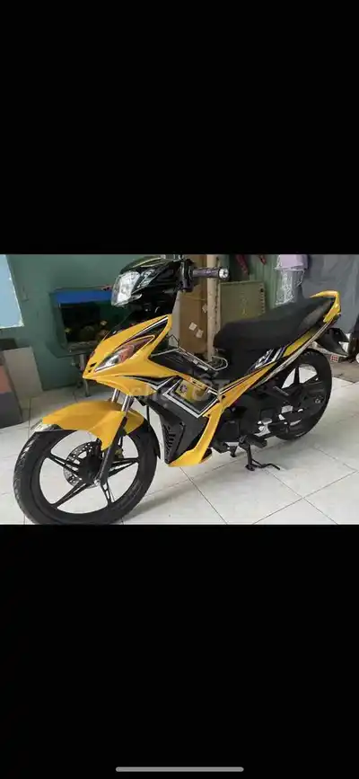 Yamaha Exciter 2010 желтый