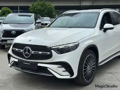Mercedes-Benz GLC 300 4Matic 2025 Черный 39 км